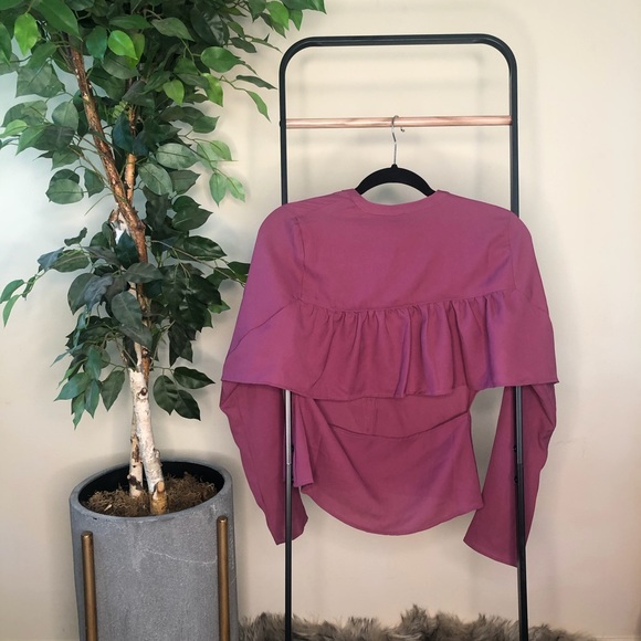 Ruffled open back blouse by FAYT - Picture 5 of 5